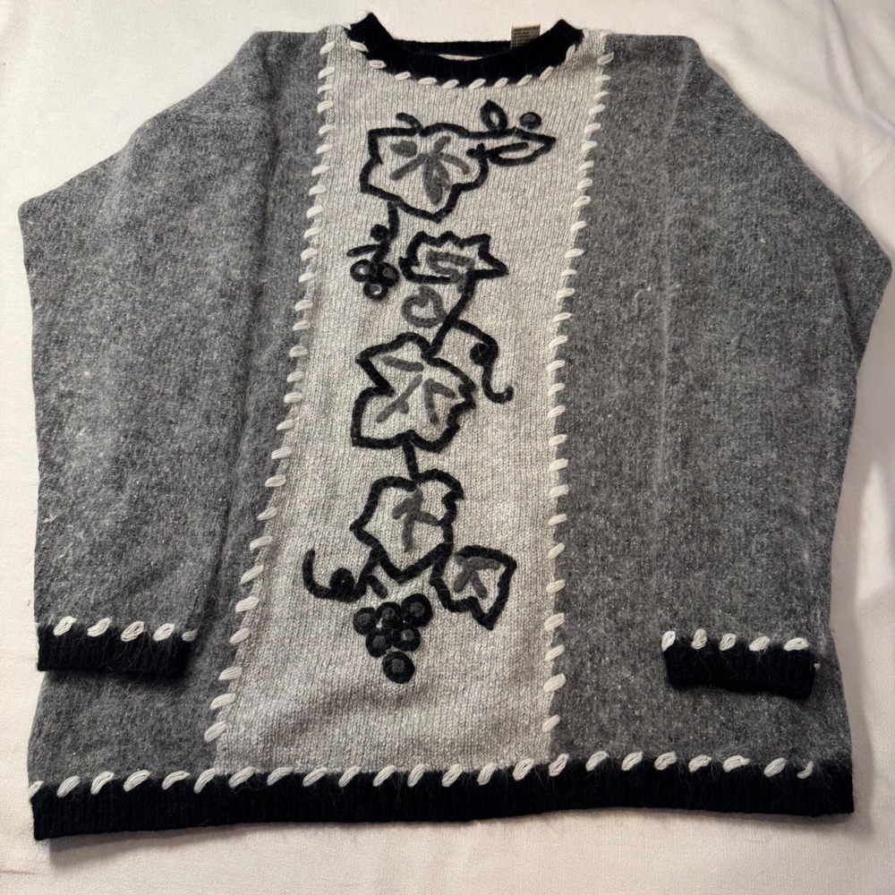 Vintage Rare Super‎ Soft De Rotchild Gray Silk Angora Lambswool Sweater Size M